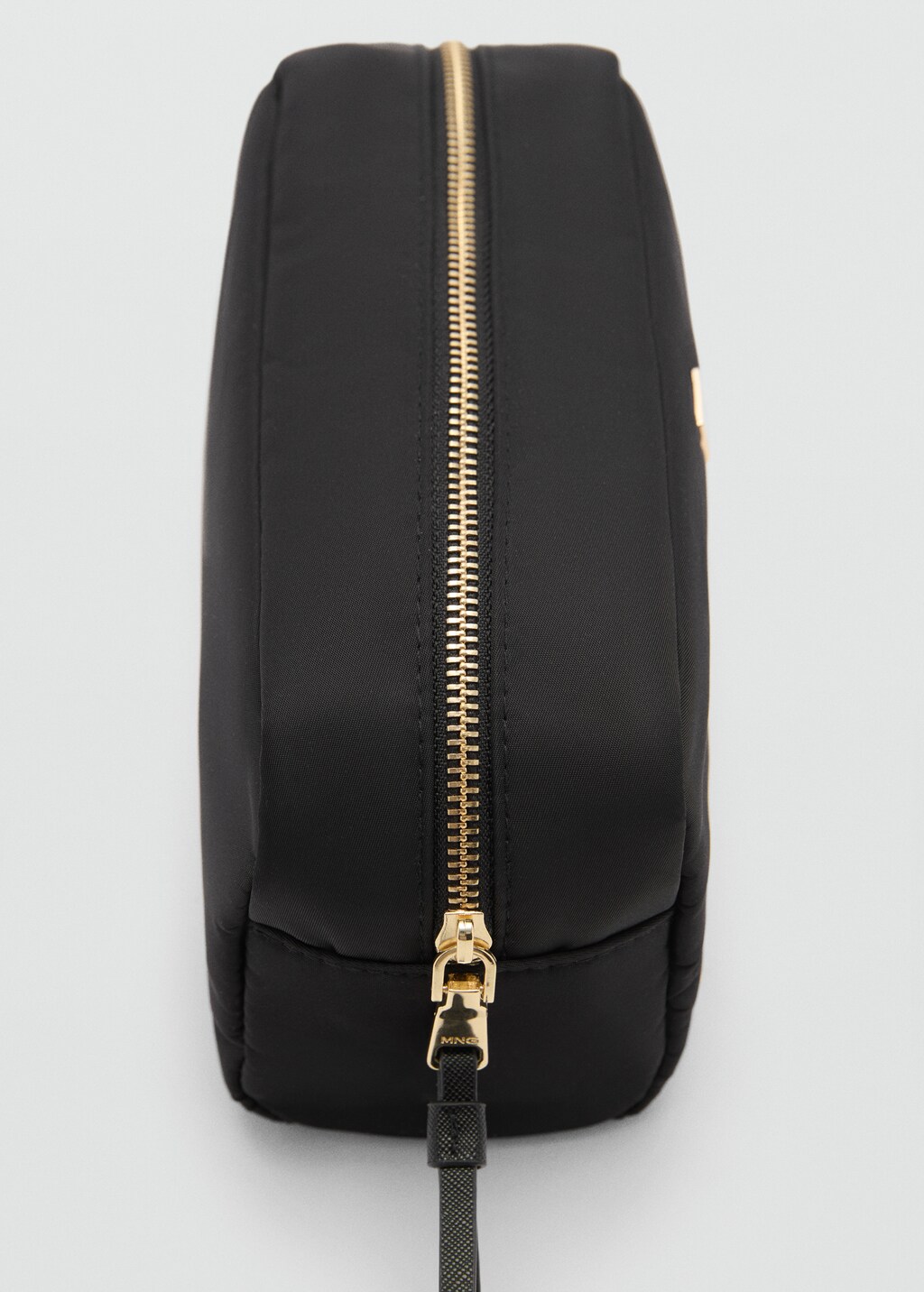 Zipped nylon cosmetics bag 4 Zipped nylon cosmetics bag