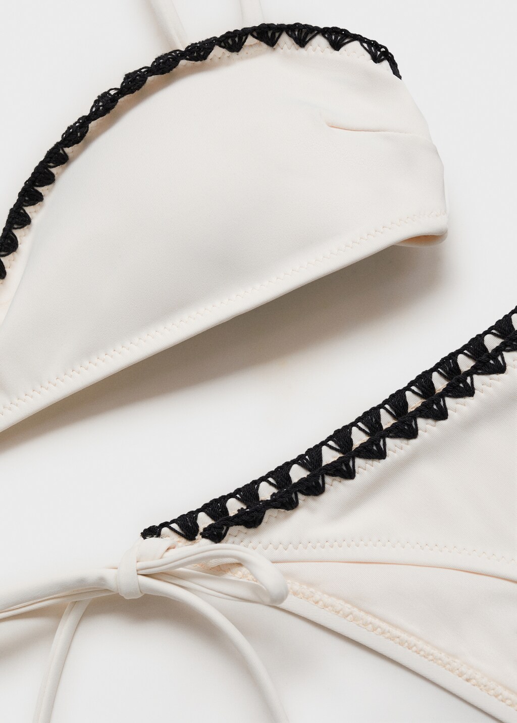 Bandeau bikini top with contrasting trims 7 Bandeau bikini top with contrasting trims