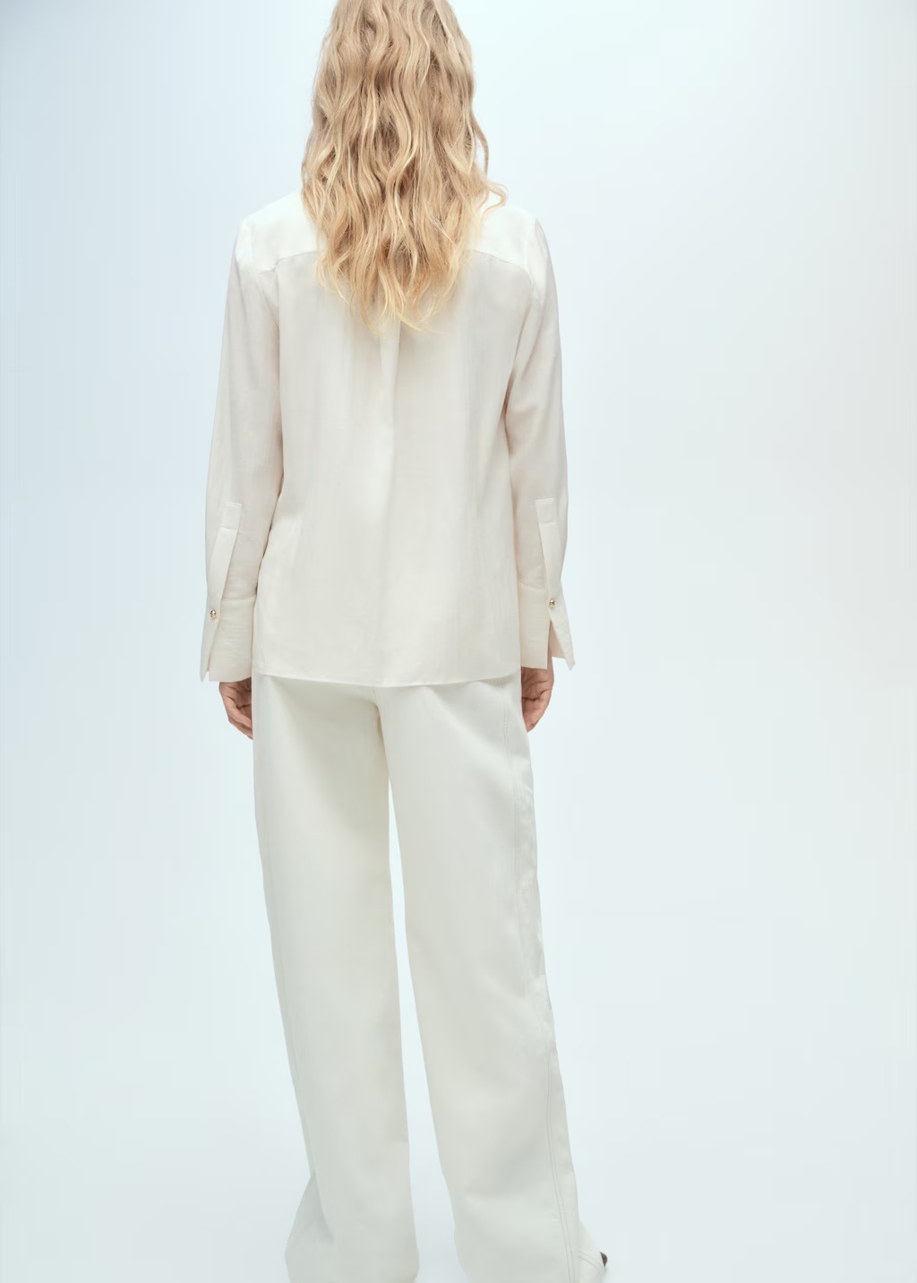 Fluid shirt with contrasting panel 4 Fluid shirt with contrasting panel