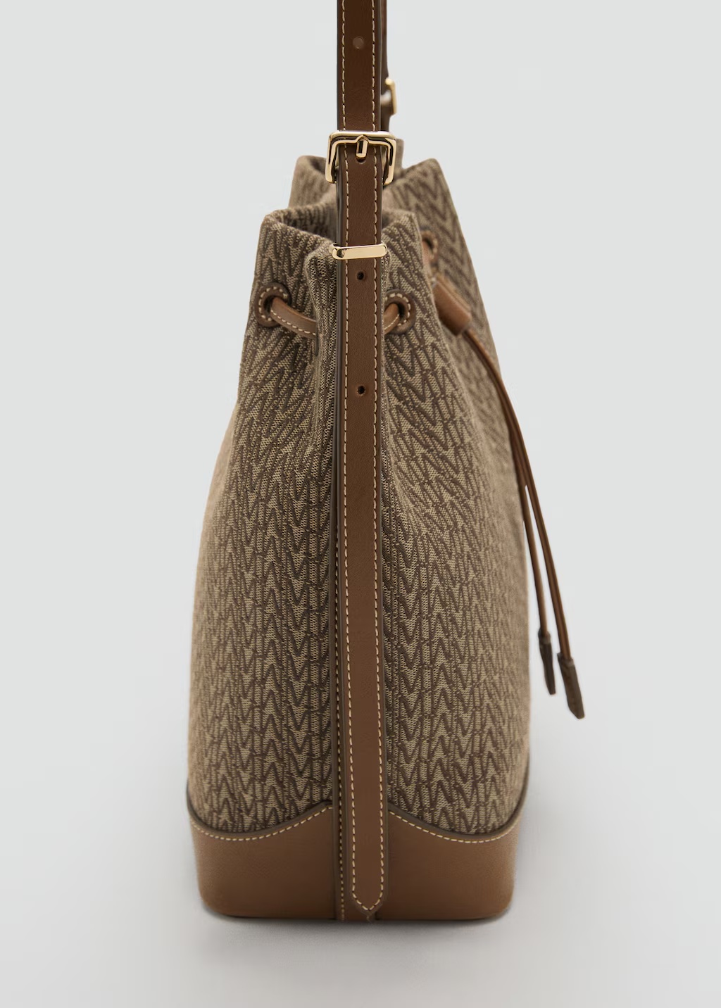 Bucket bag with printed logo 5 Bucket bag with printed logo