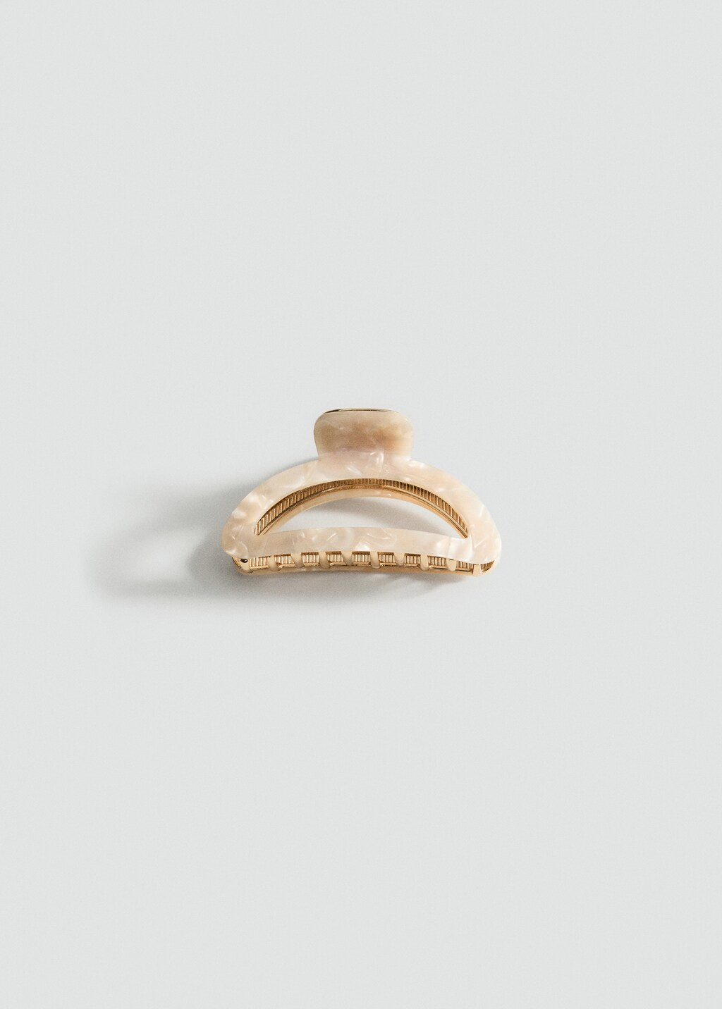 Pearl-effect hair clip