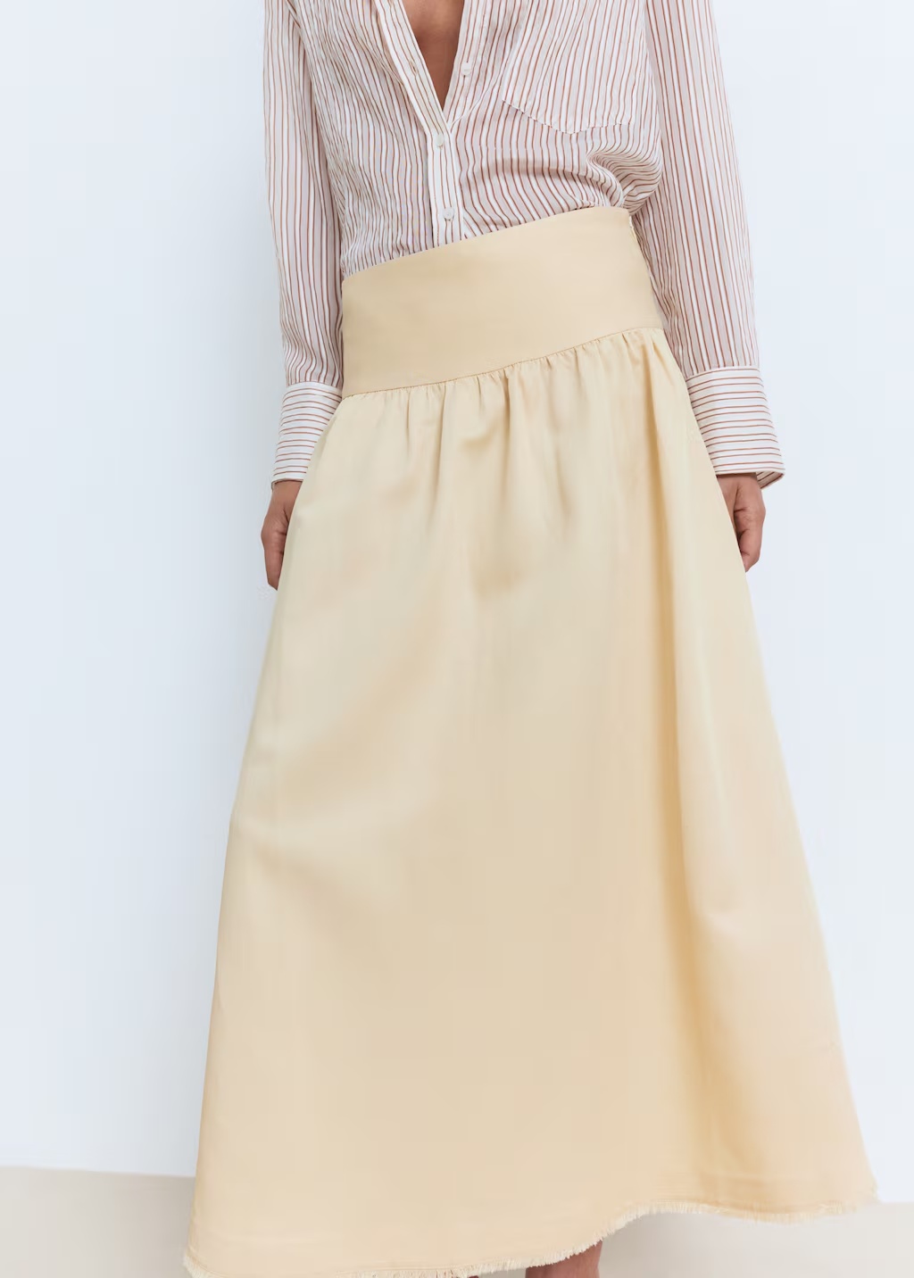 Midi-skirt with frayed ends 6 Midi-skirt with frayed ends