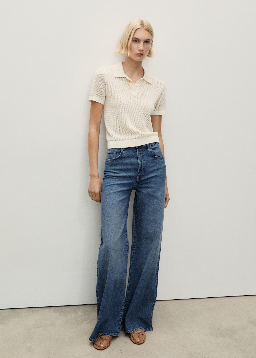 High-waisted wide-leg jeans 3 High-waisted wide-leg jeans