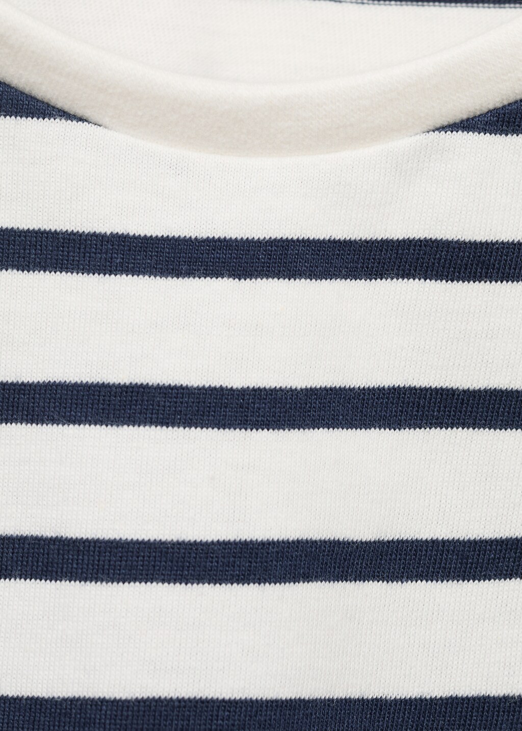 Striped short-sleeved t-shirt 5 Striped short-sleeved t-shirt