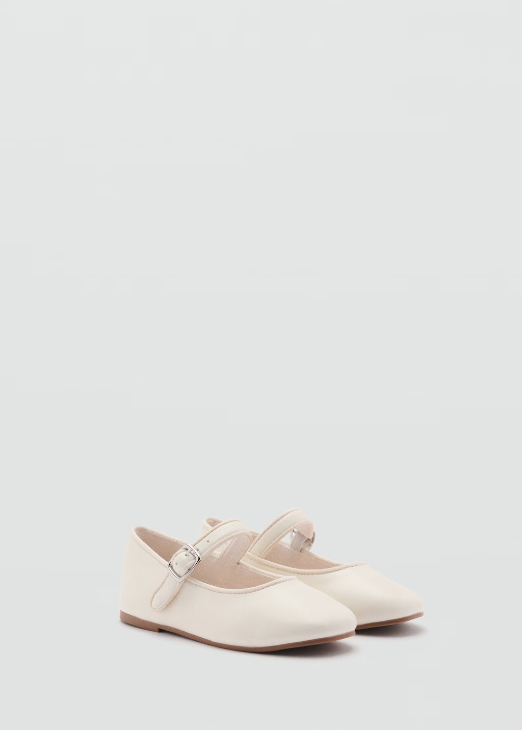 Ballet flats with buckle