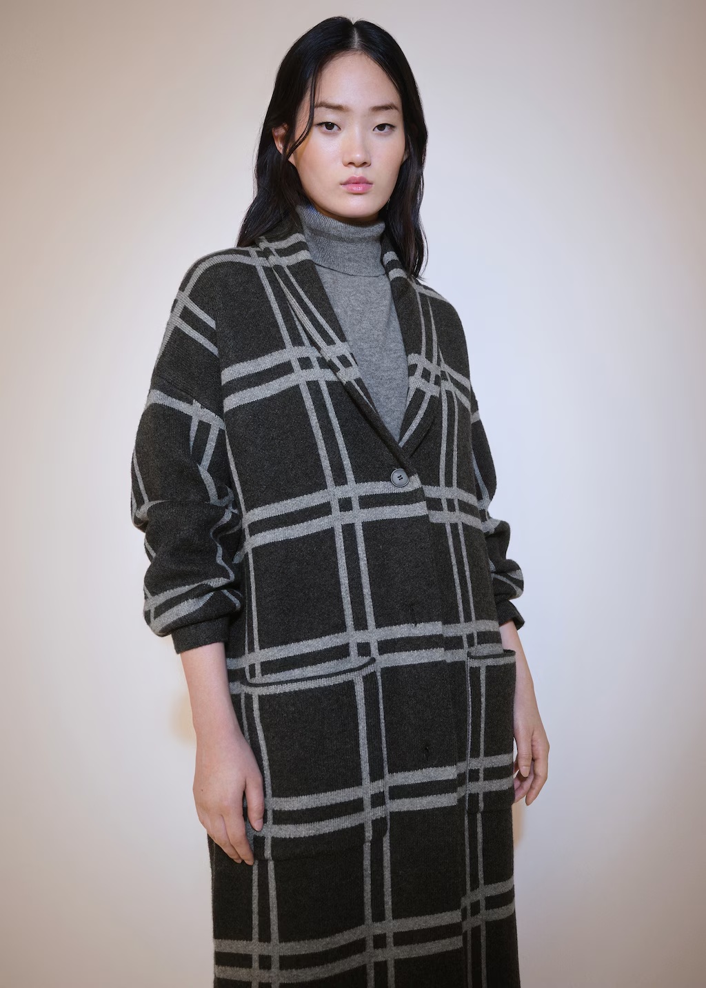 Check knitted coat
