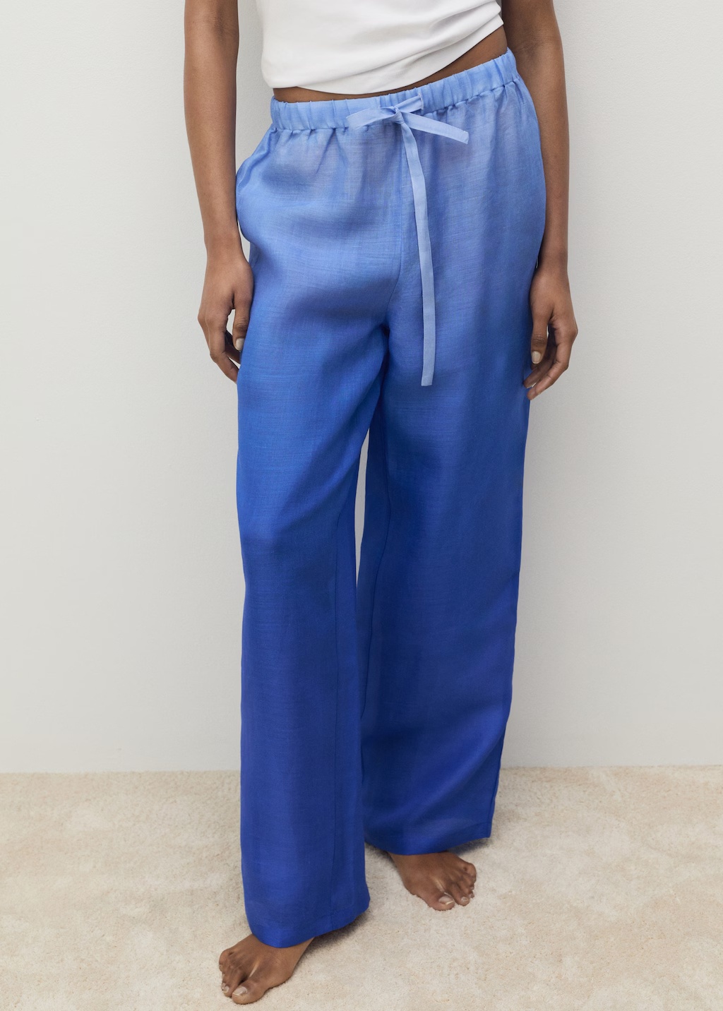 Ramie pants with degraded effect