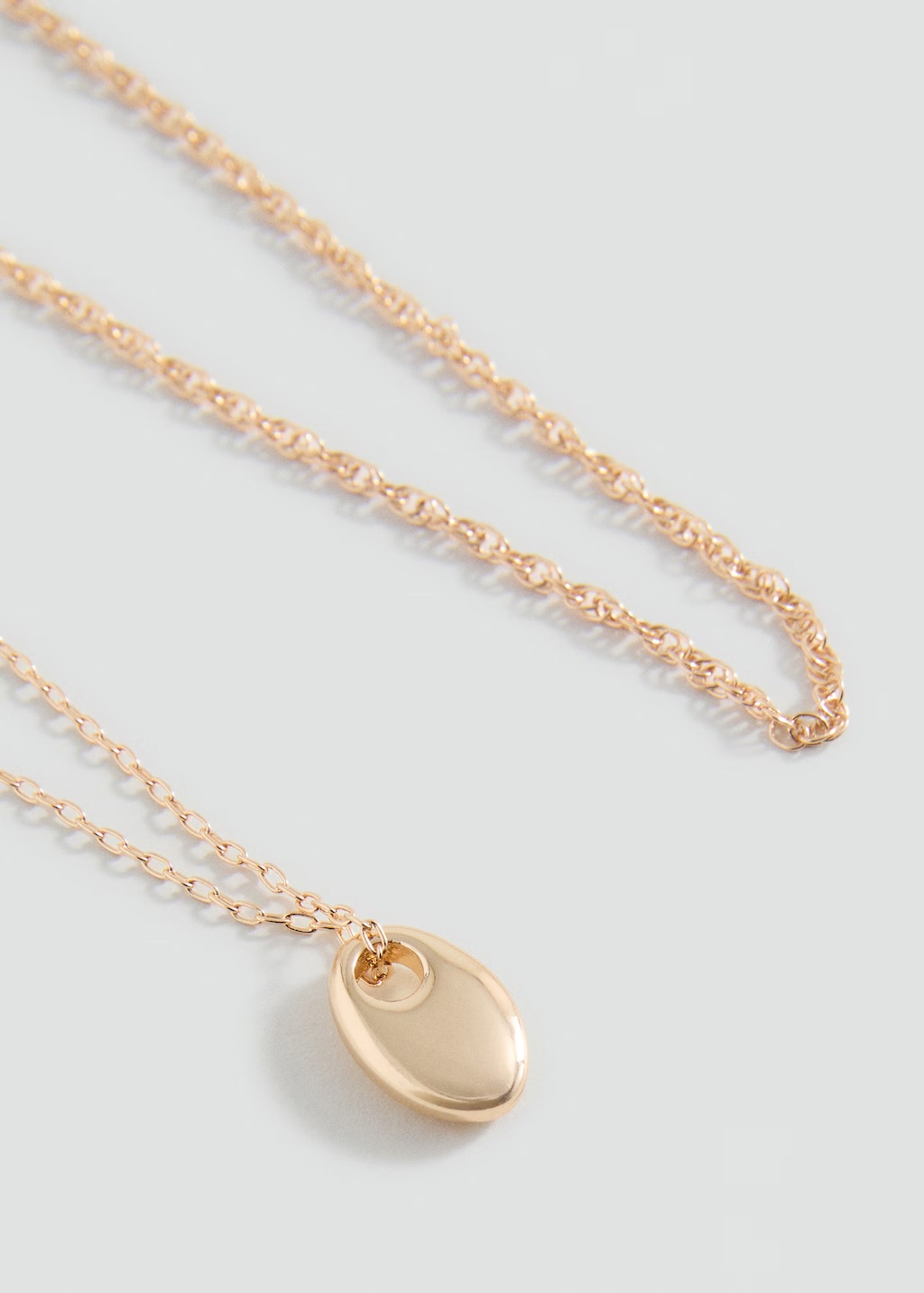2 pack of necklaces