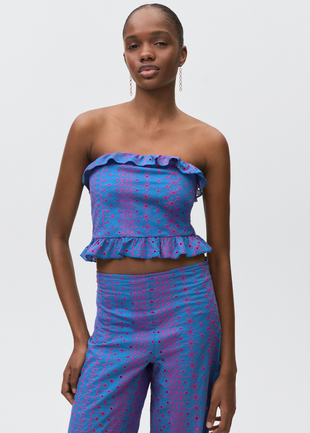 Broderie anglaise panel top