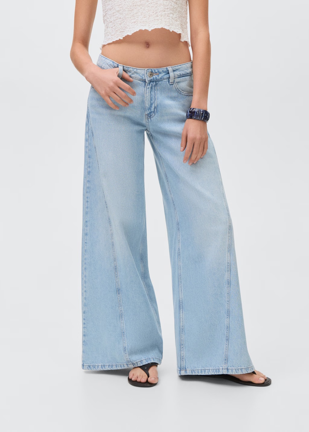 Wide leg jeans with seam detail