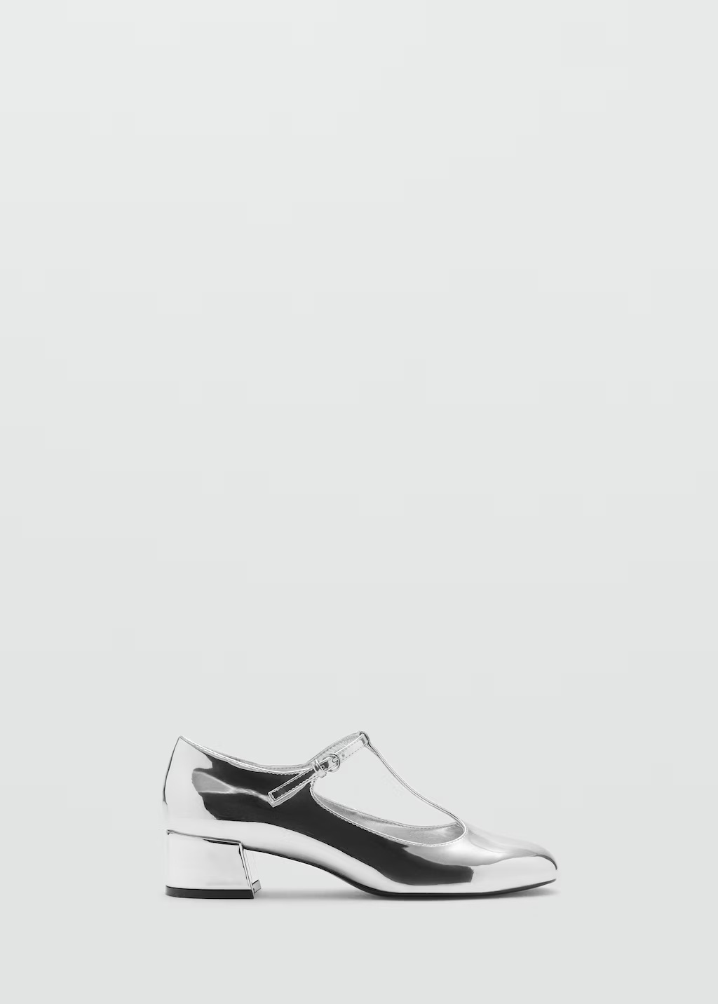 Metallic heel shoes