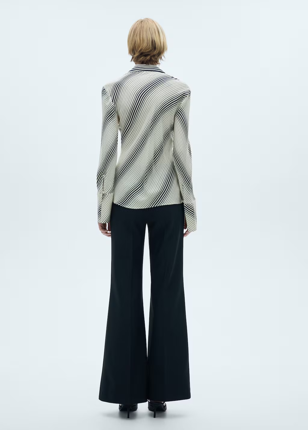 Striped shirt with flared sleeves 4 Striped shirt with flared sleeves