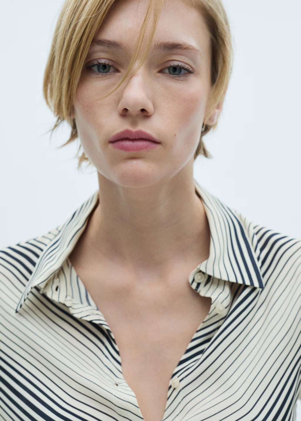 Striped shirt with flared sleeves 5 Striped shirt with flared sleeves