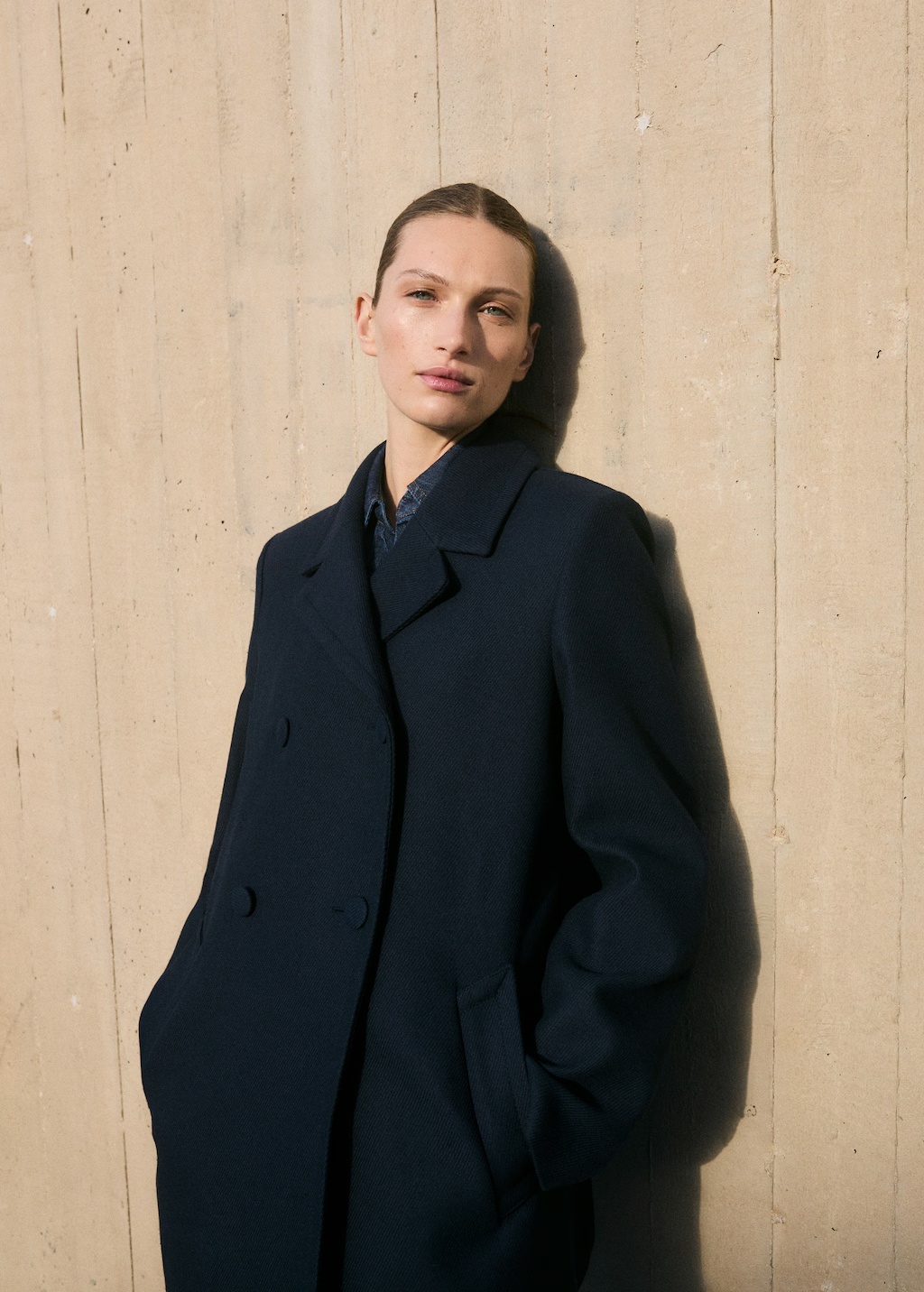 Double-breasted lapels coat