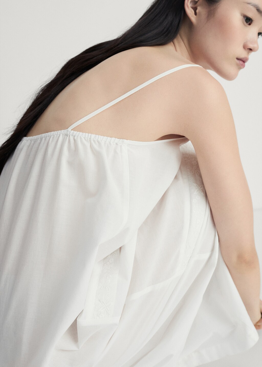 Cotton spaghetti-strap nightgown 4 Cotton spaghetti-strap nightgown