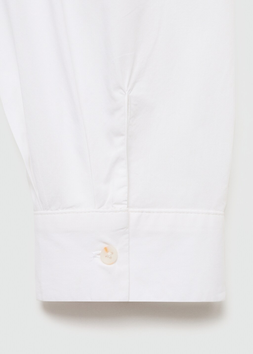 Cotton shirt with decorative button 9 Cotton shirt with decorative button