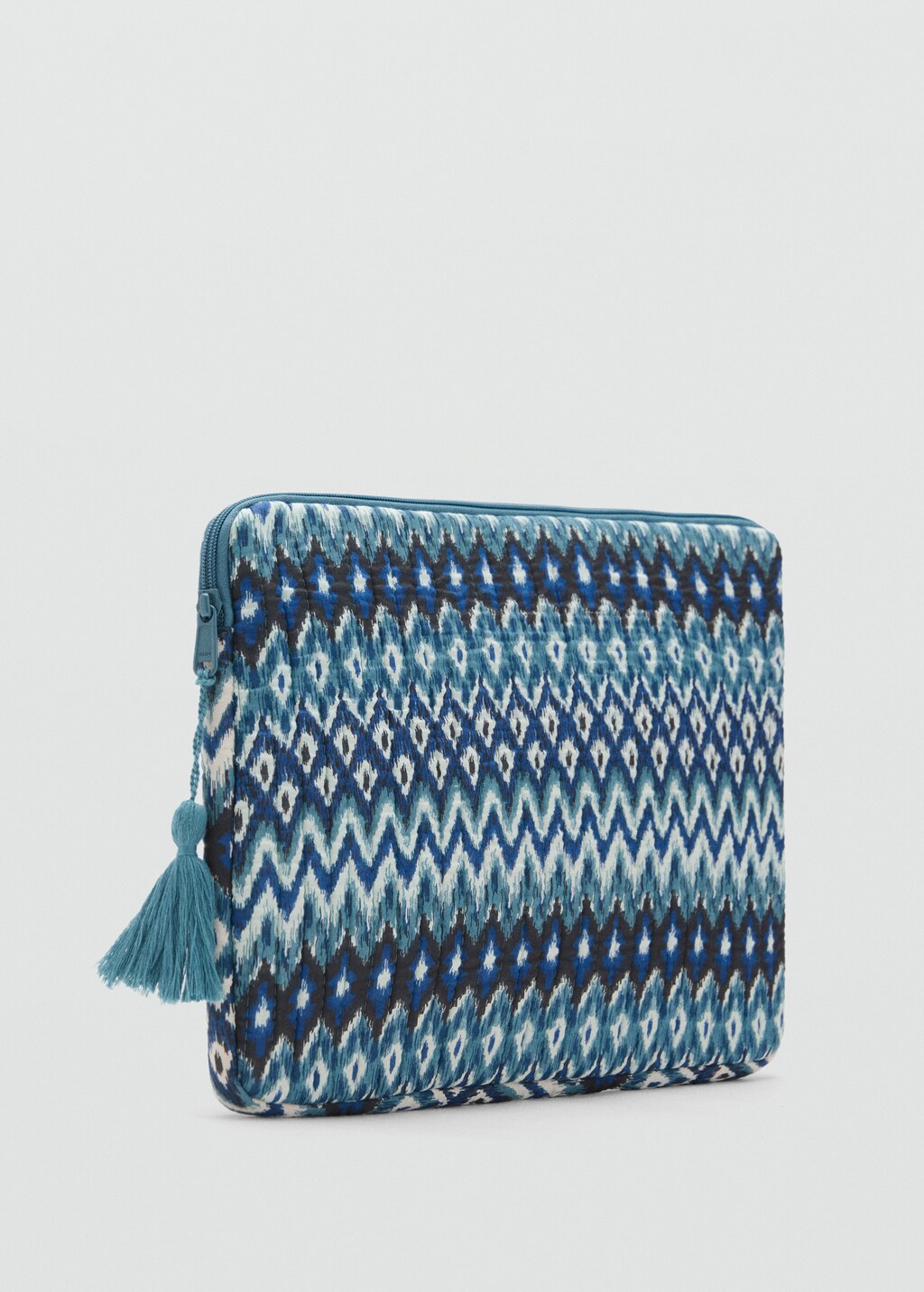 Laptop case with ethnic print