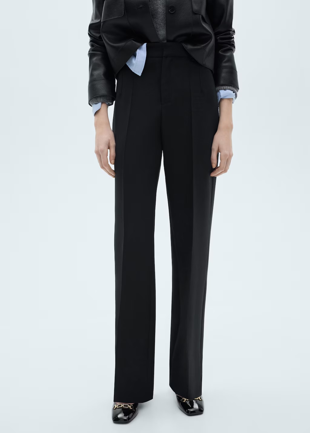 Straight-fit pleated pants