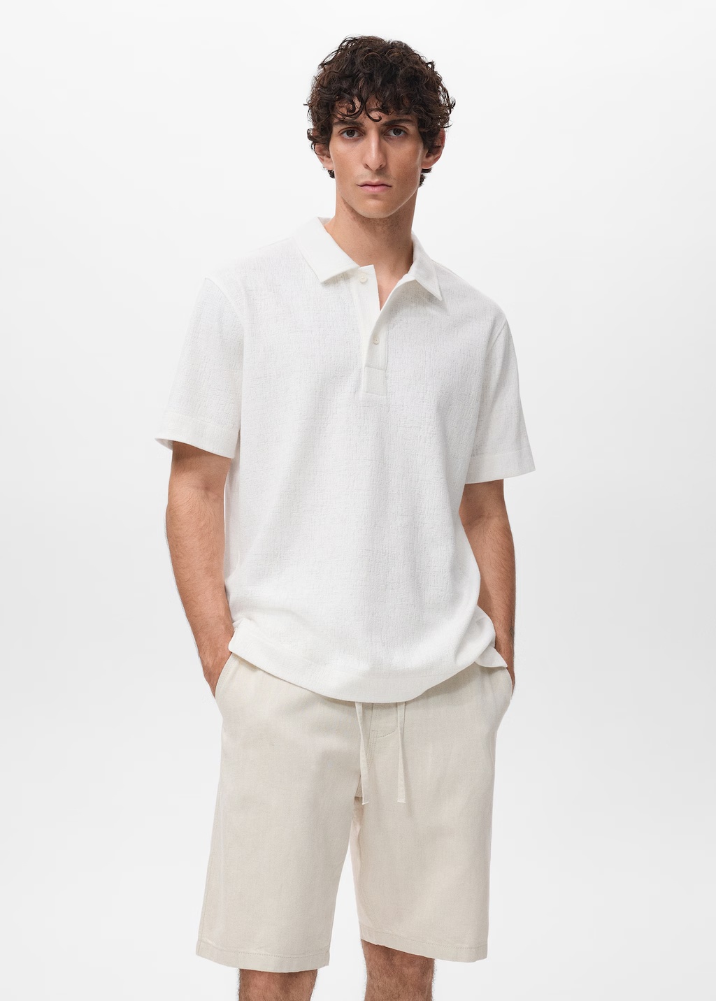 Structured knitted polo shirt