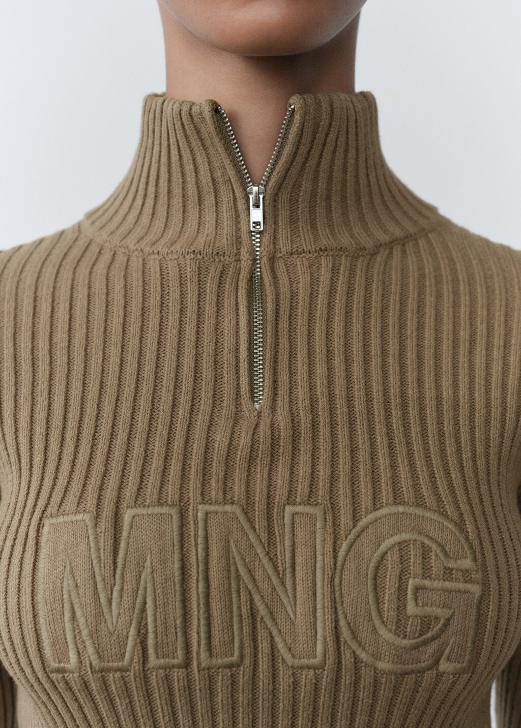 Perkins-neck sweater with logo 5 Perkins-neck sweater with logo
