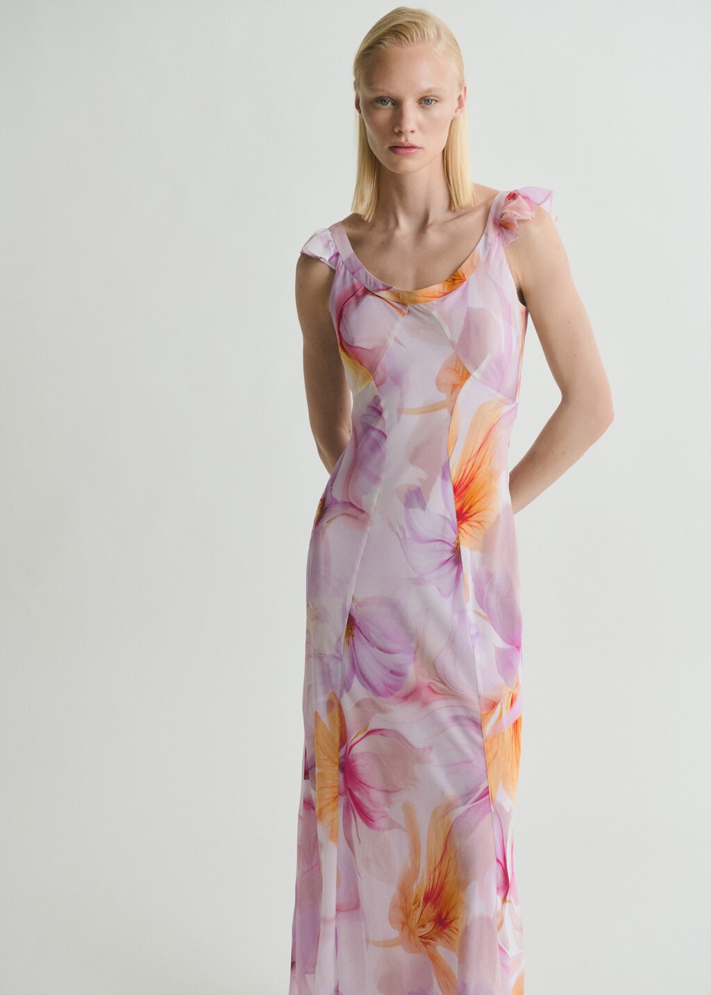 Floral dress with ruffle detail