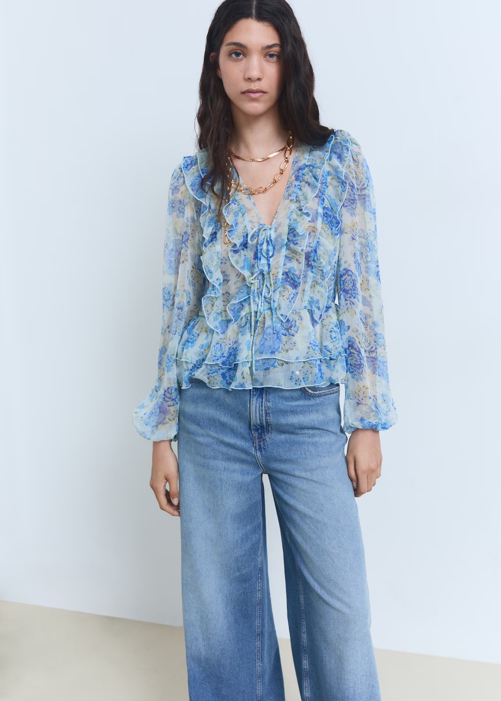Floral ruffled blouse