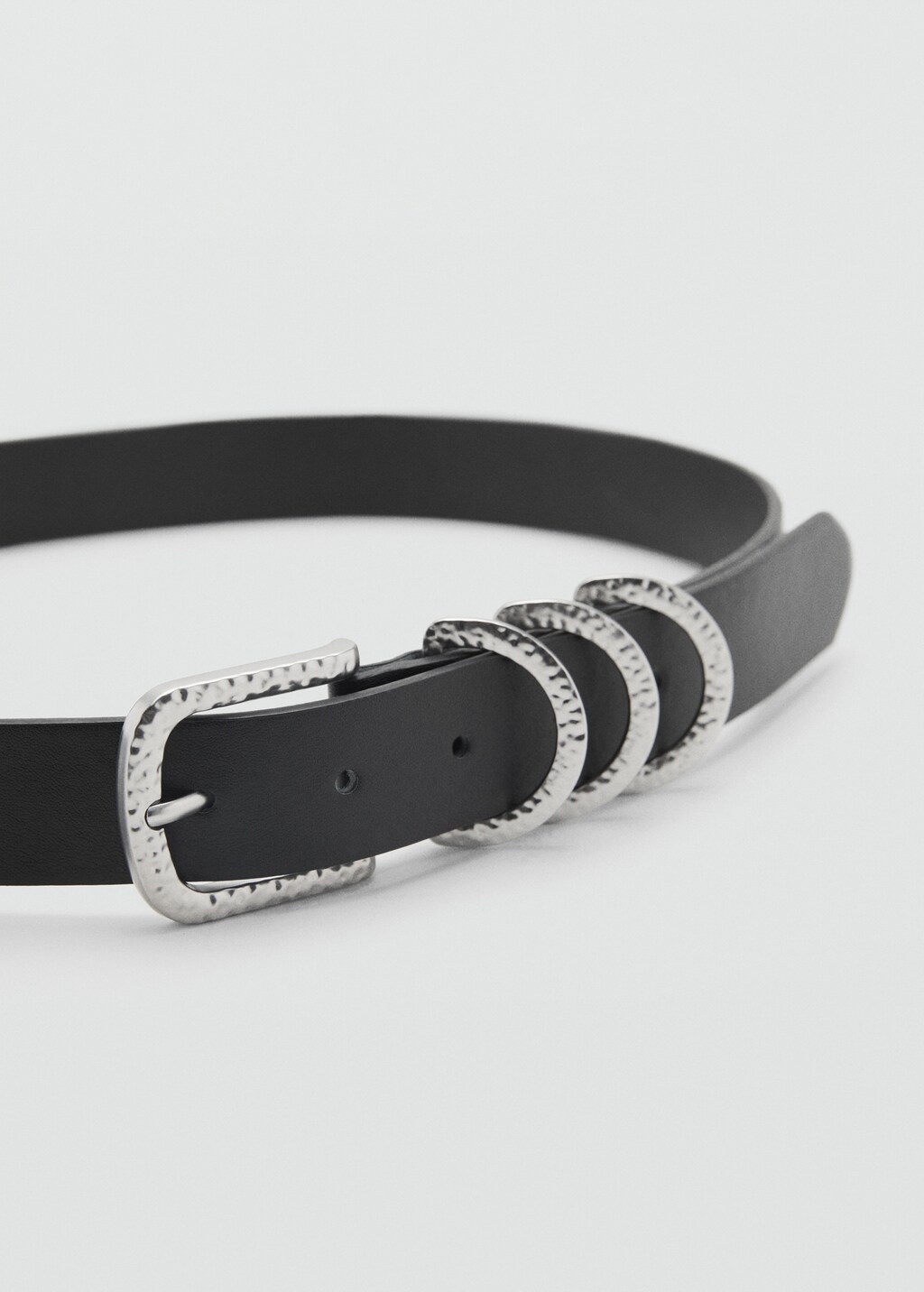 Thin belt with metal buckle