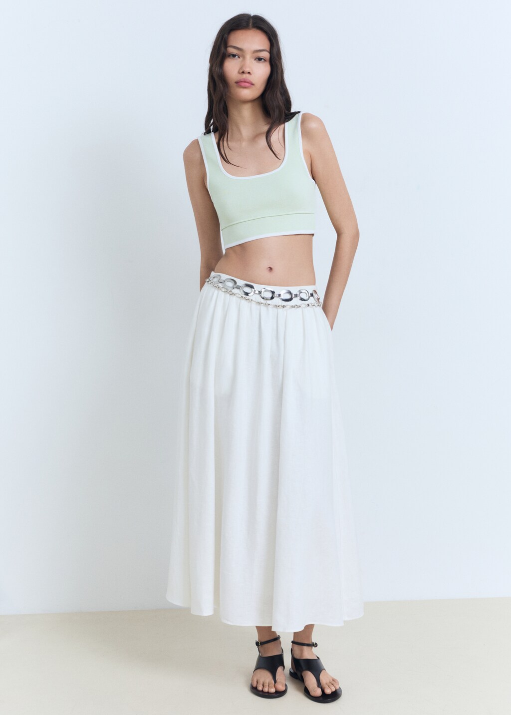 Knitted top with contrasting trim 3 Knitted top with contrasting trim