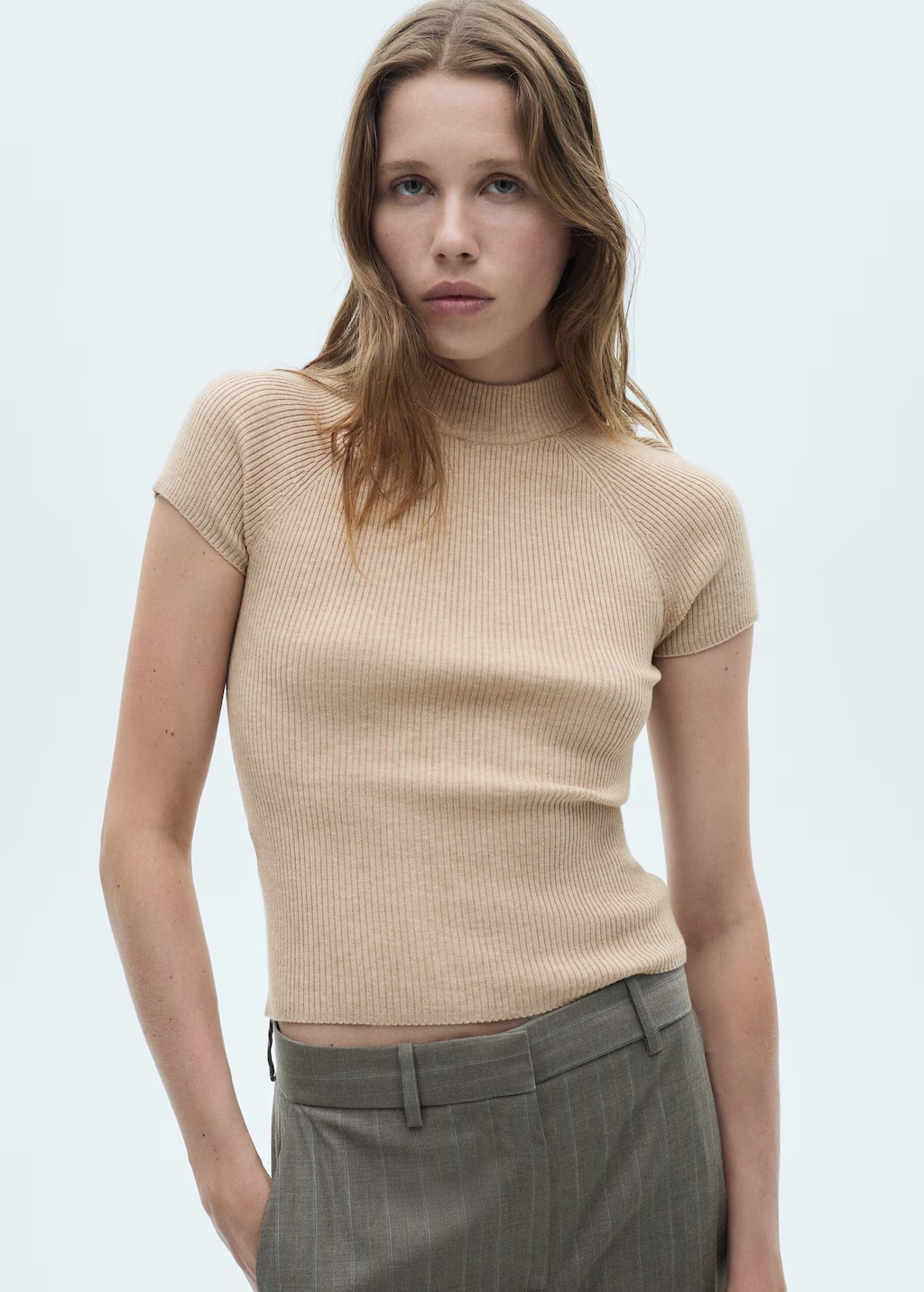 Ribbed t-shirt with perkins neck