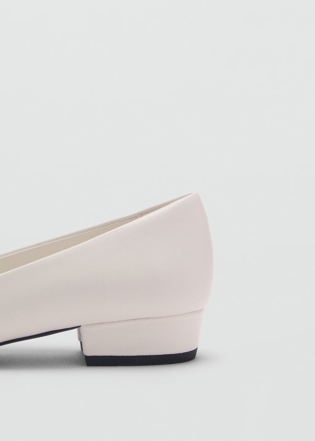 Open-toe leather shoes 5 Open-toe leather shoes