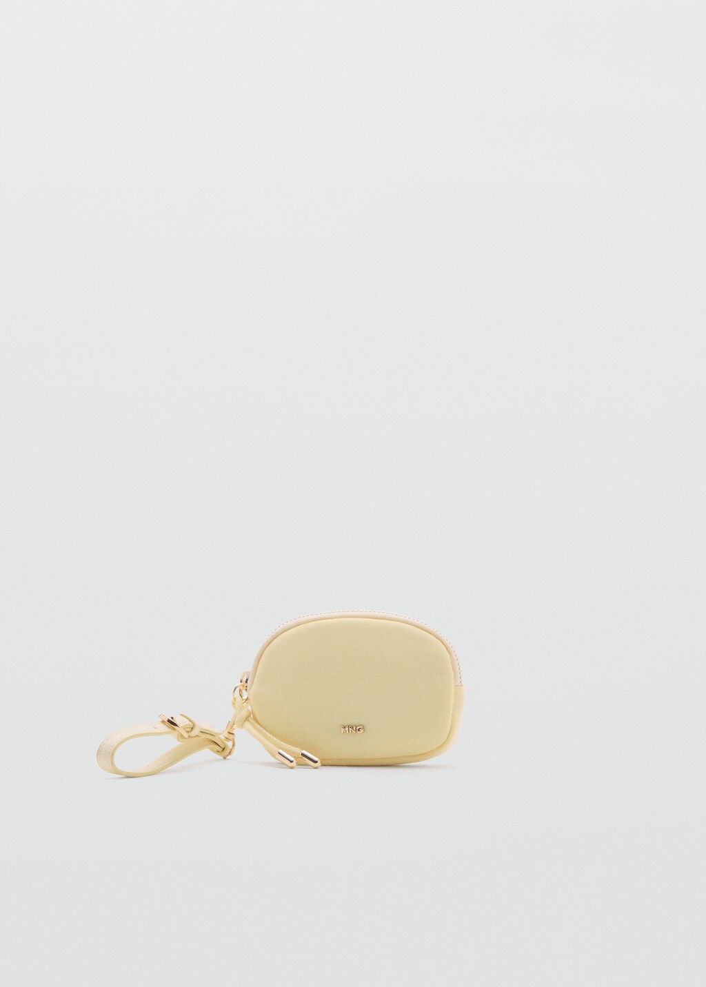 Nylon purse with zip