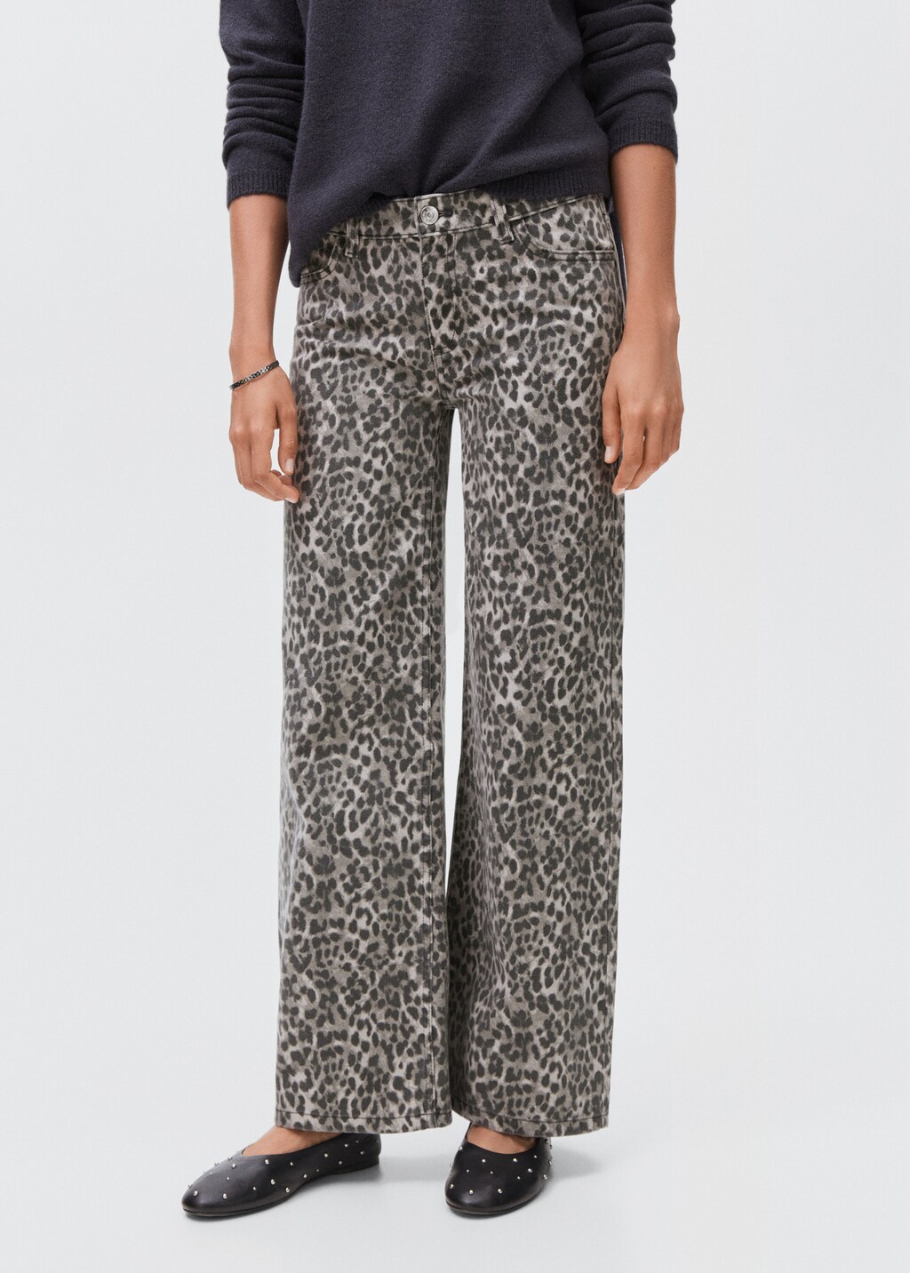 Leopard-print wide leg jeans