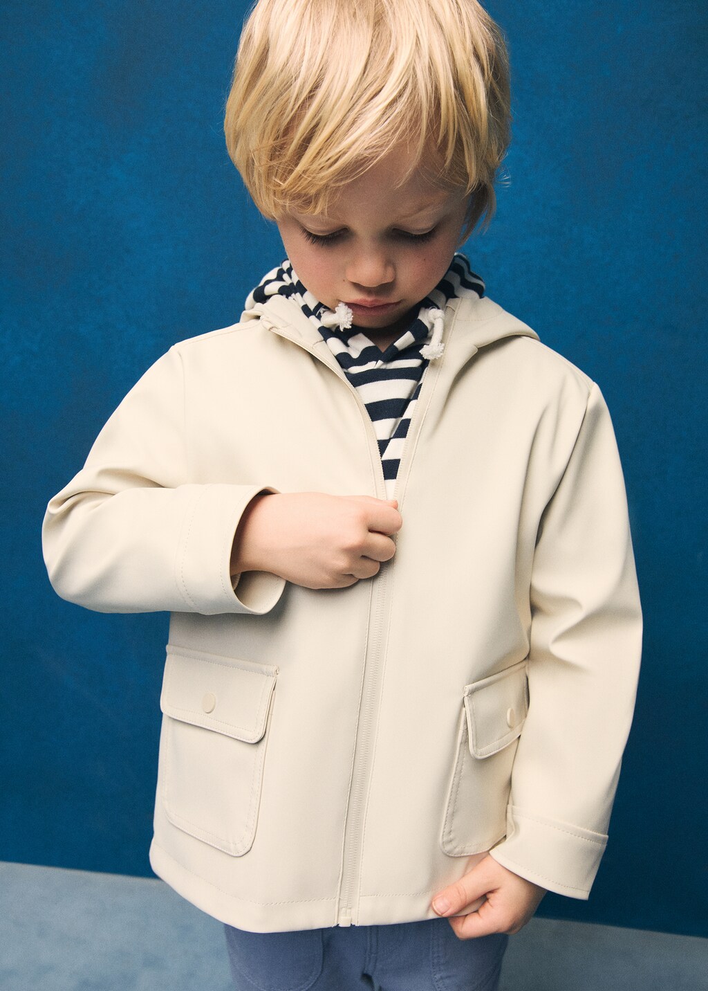 Water-repellent quilted jacket