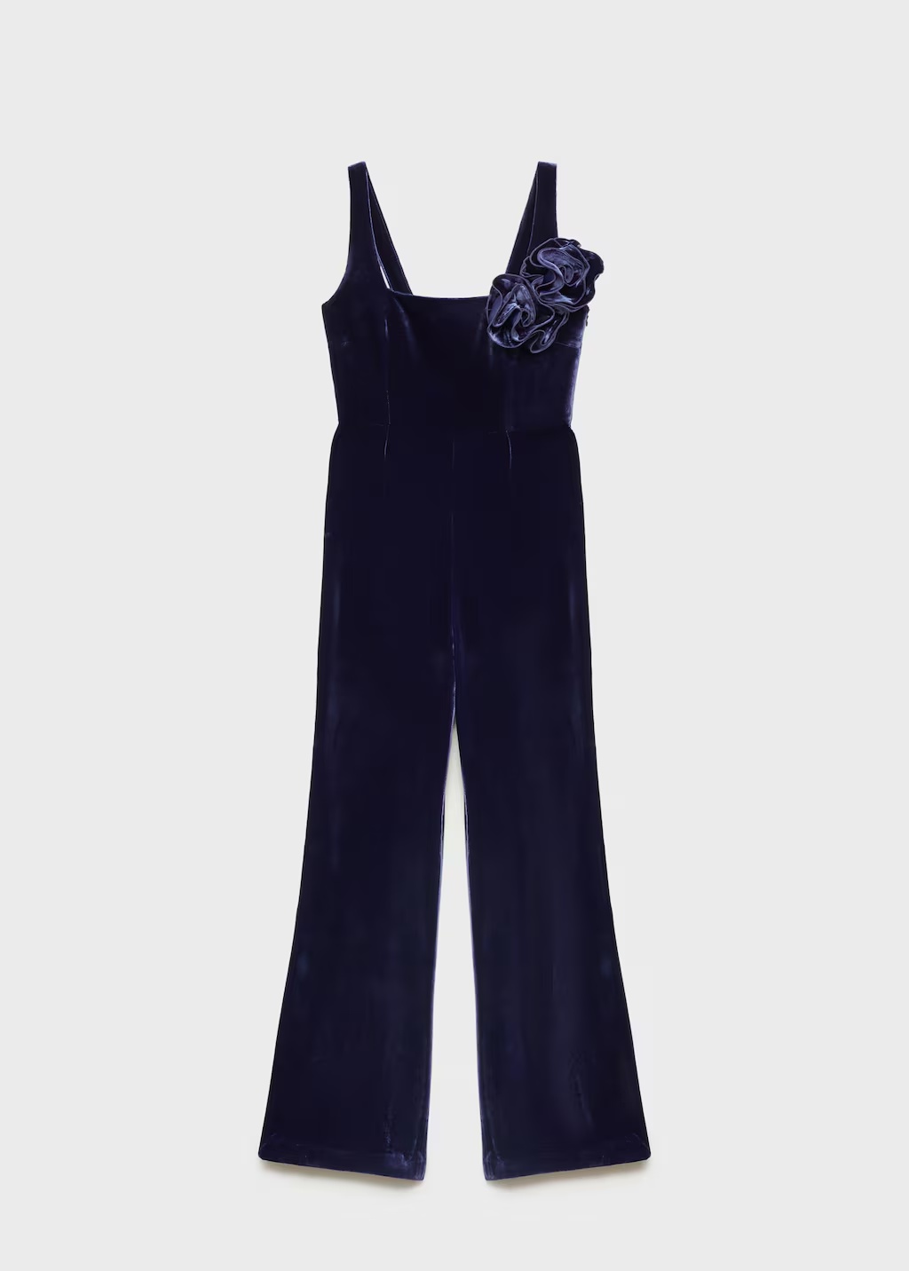 Flared velour jumpsuit with wide straps 8 Flared velour jumpsuit with wide straps