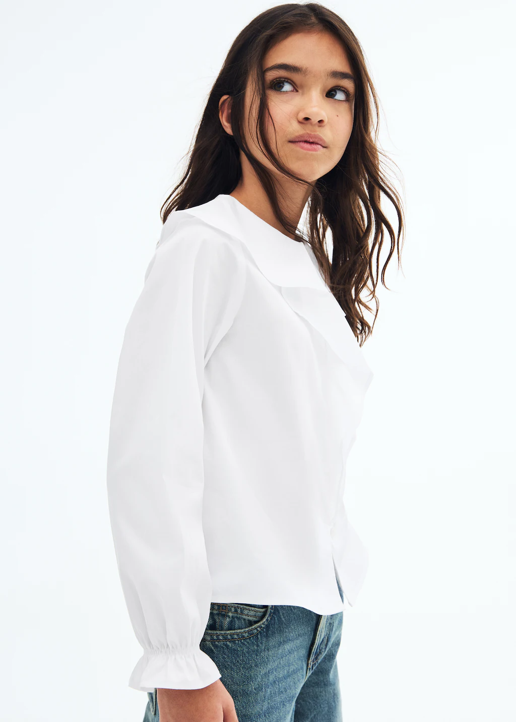 Shirt with ruffle detail
