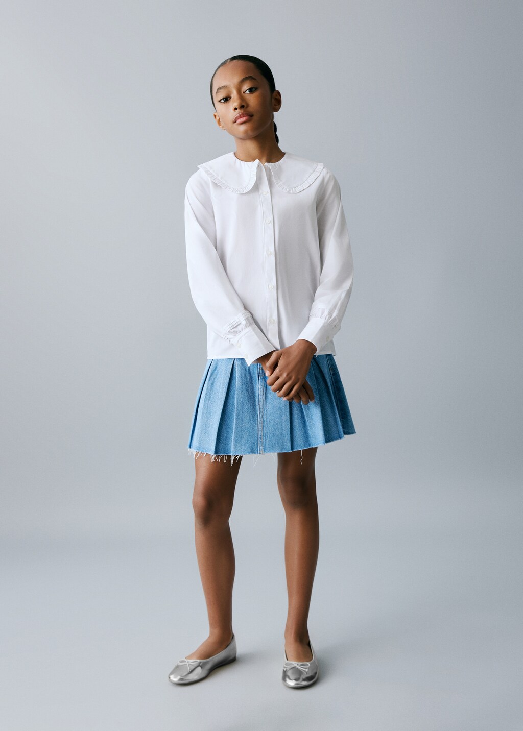 Double baby-collar shirt