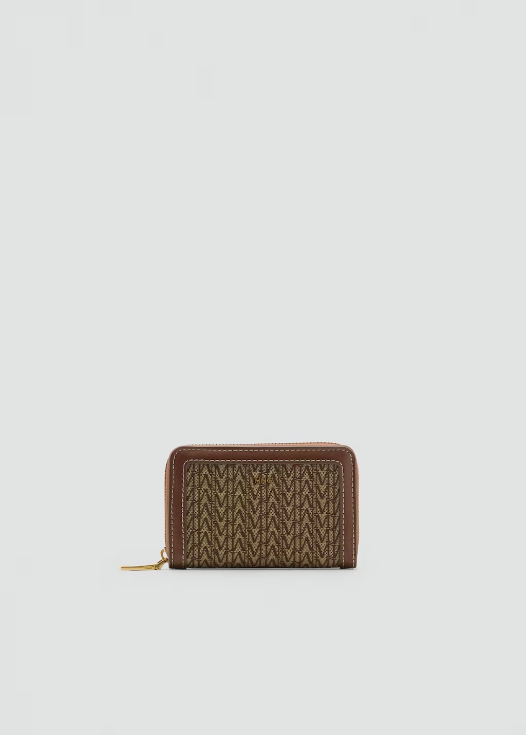 Wallet with zipper and logo