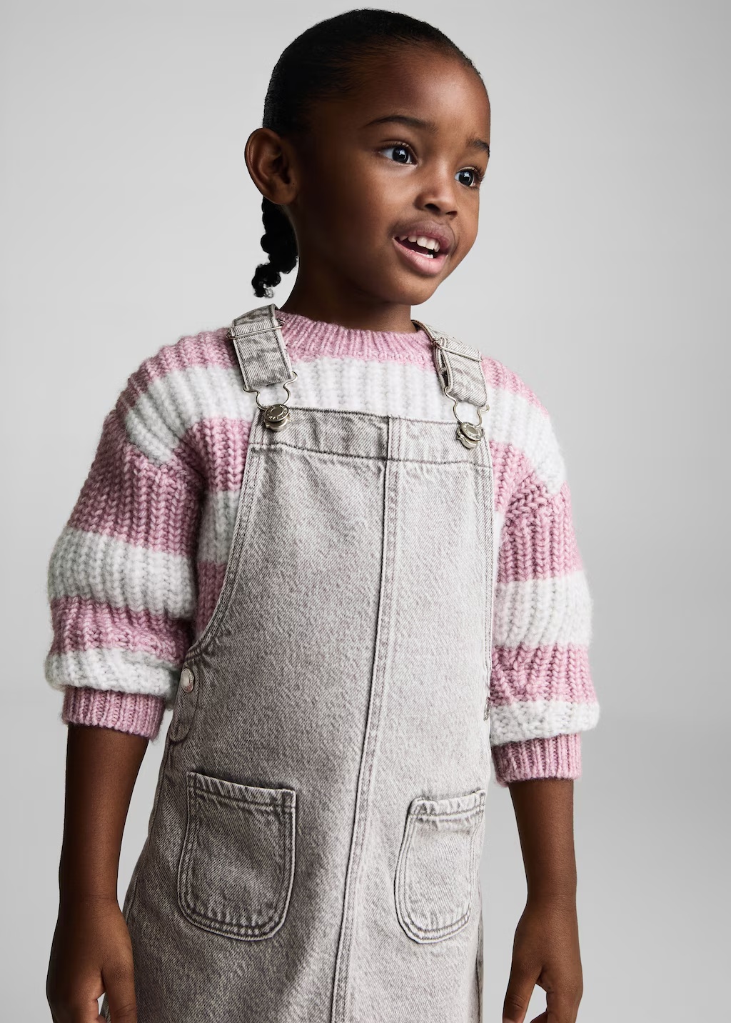 Short denim pinafore