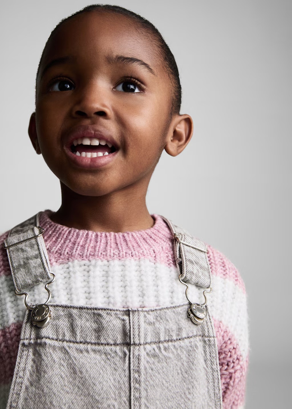 Short denim pinafore 4 Short denim pinafore
