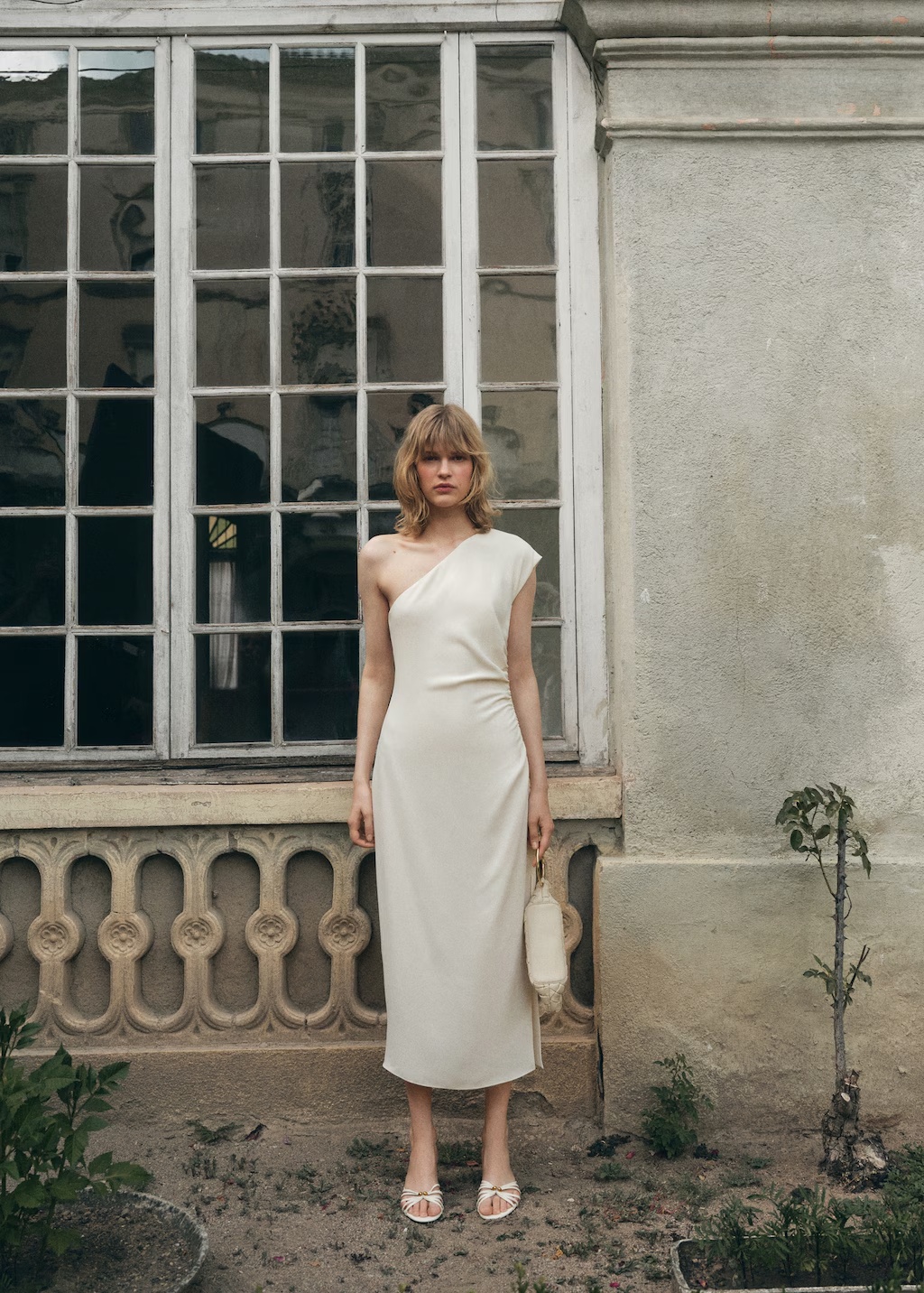 Asymmetrical pleated dress 3 Asymmetrical pleated dress