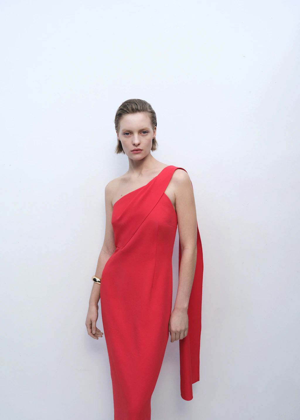 Asymmetrical bow-neck dress