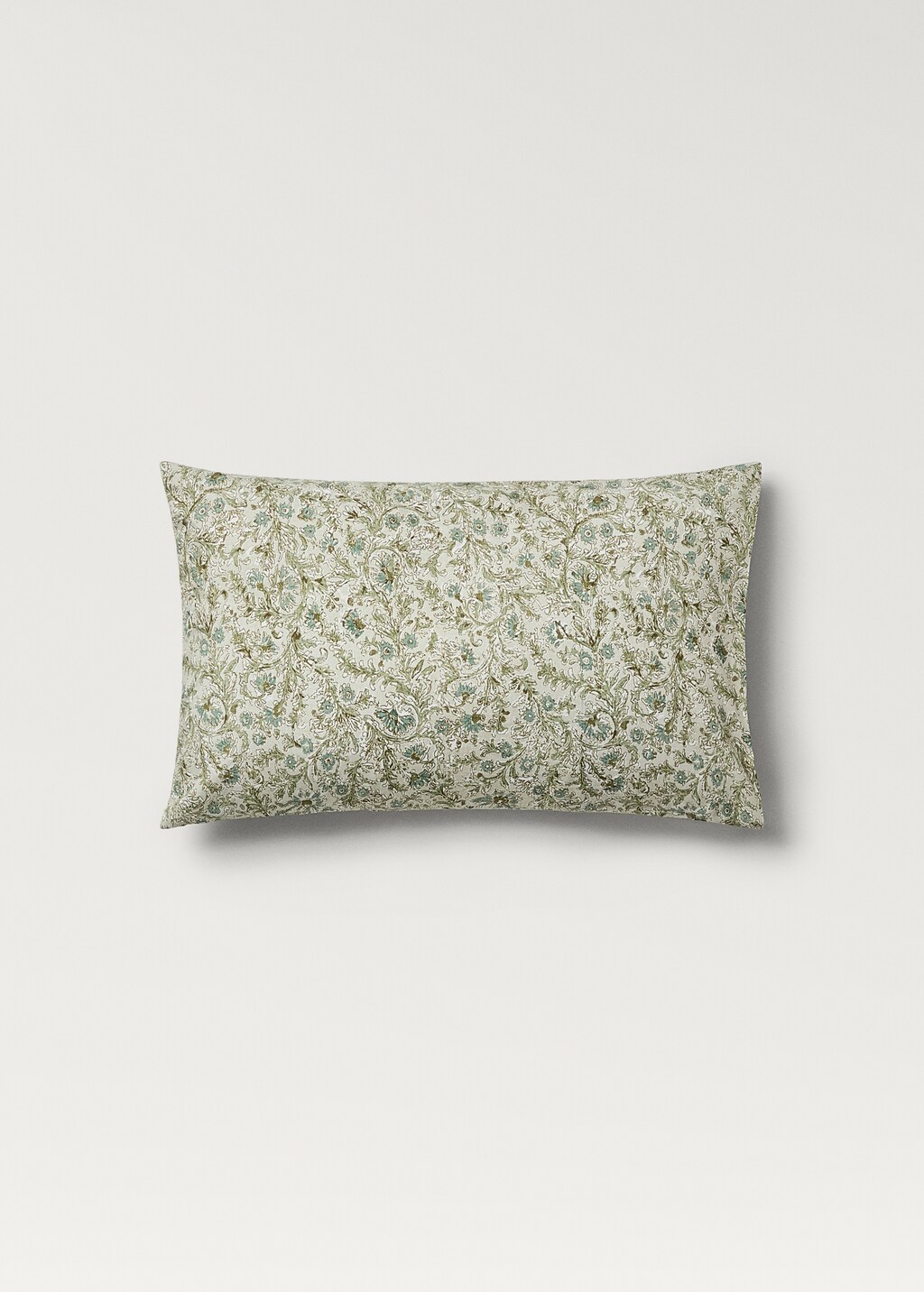 Cotton percale floral-print pillowcase for crib 30x50 cm 3 Cotton percale floral-print pillowcase for crib 30x50 cm
