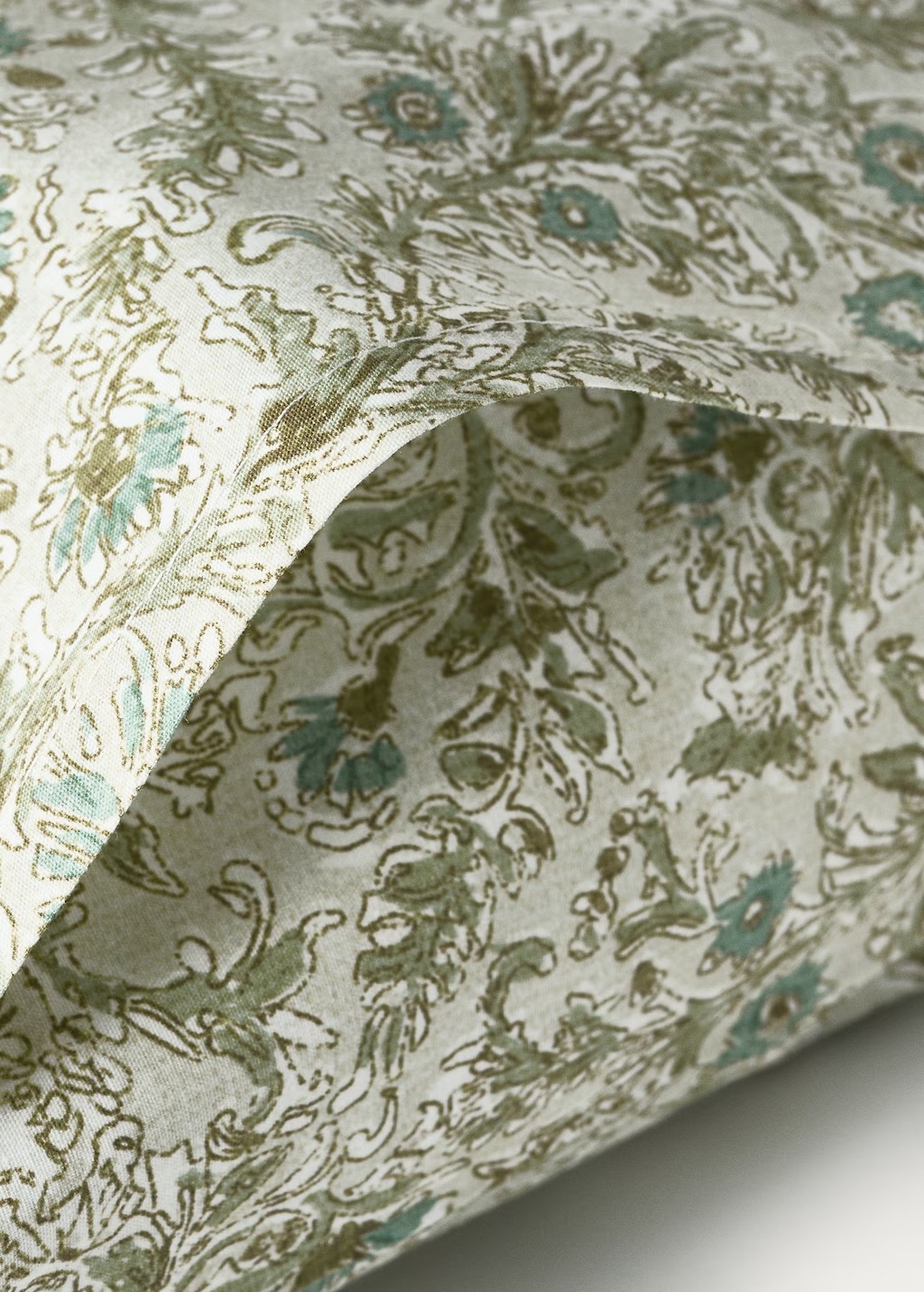 Cotton percale floral-print pillowcase for crib 30x50 cm 5 Cotton percale floral-print pillowcase for crib 30x50 cm