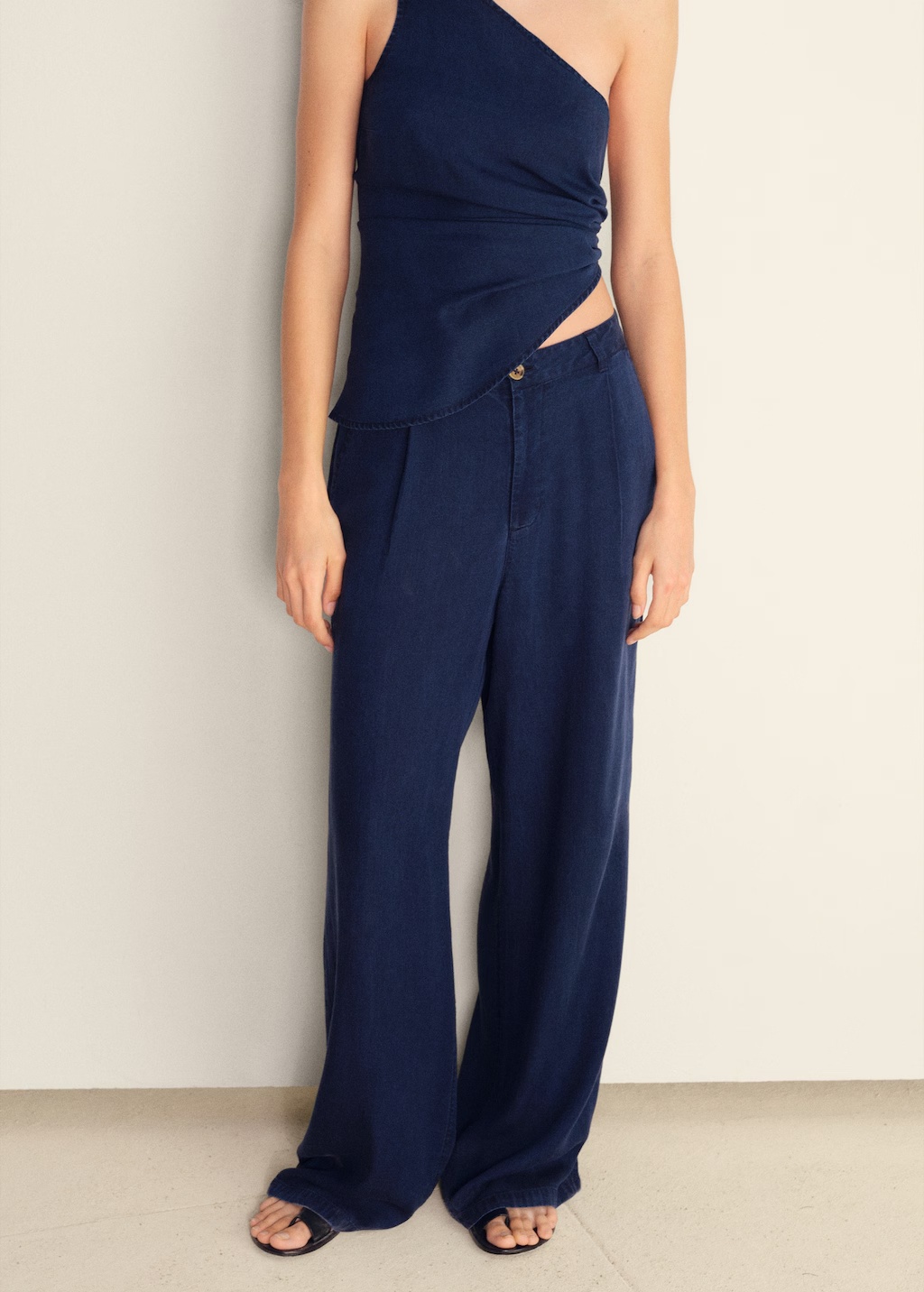 Wide leg lyocell pants with pleats