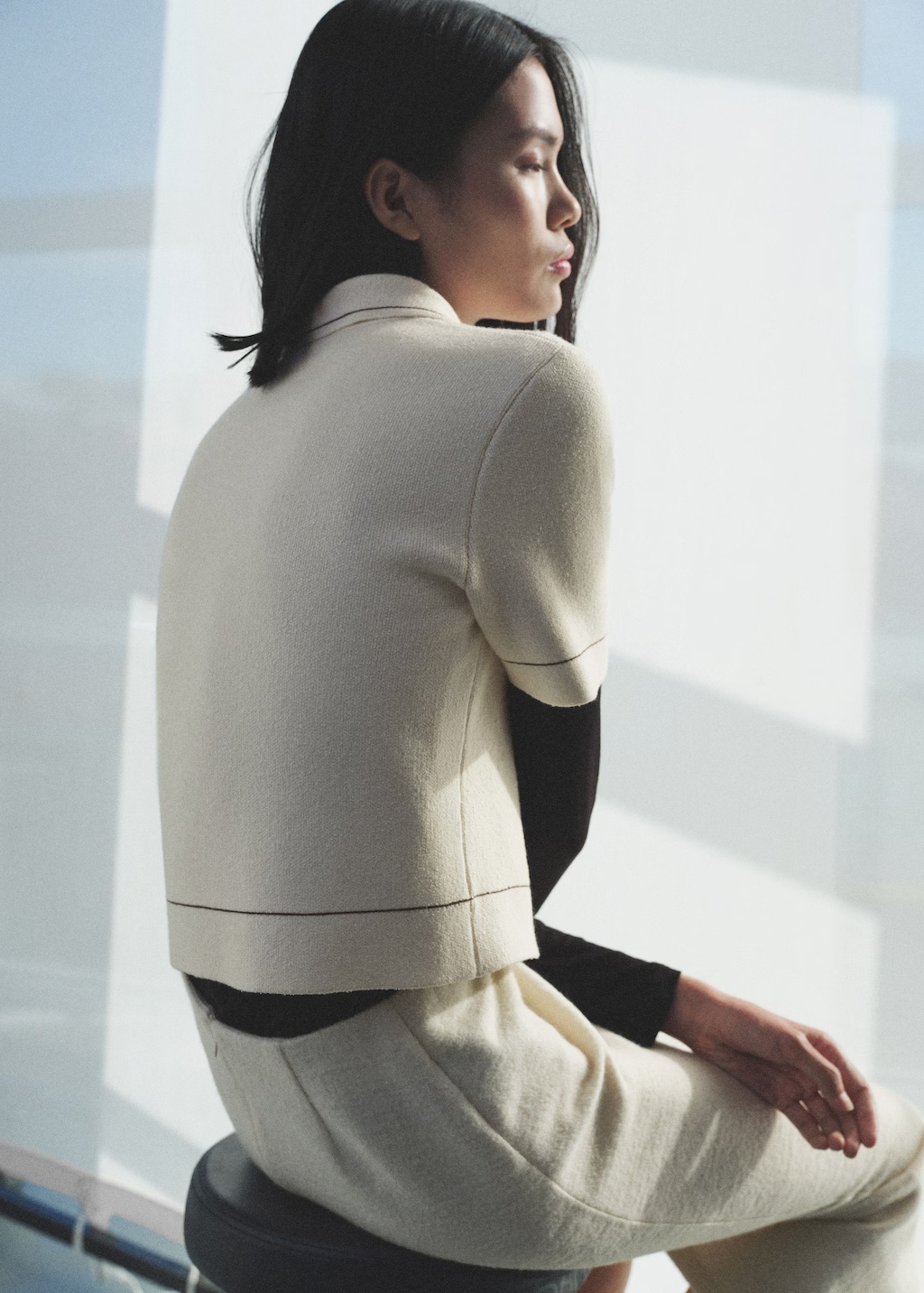 Cropped cardigan with contrasting trim 6 Cropped cardigan with contrasting trim