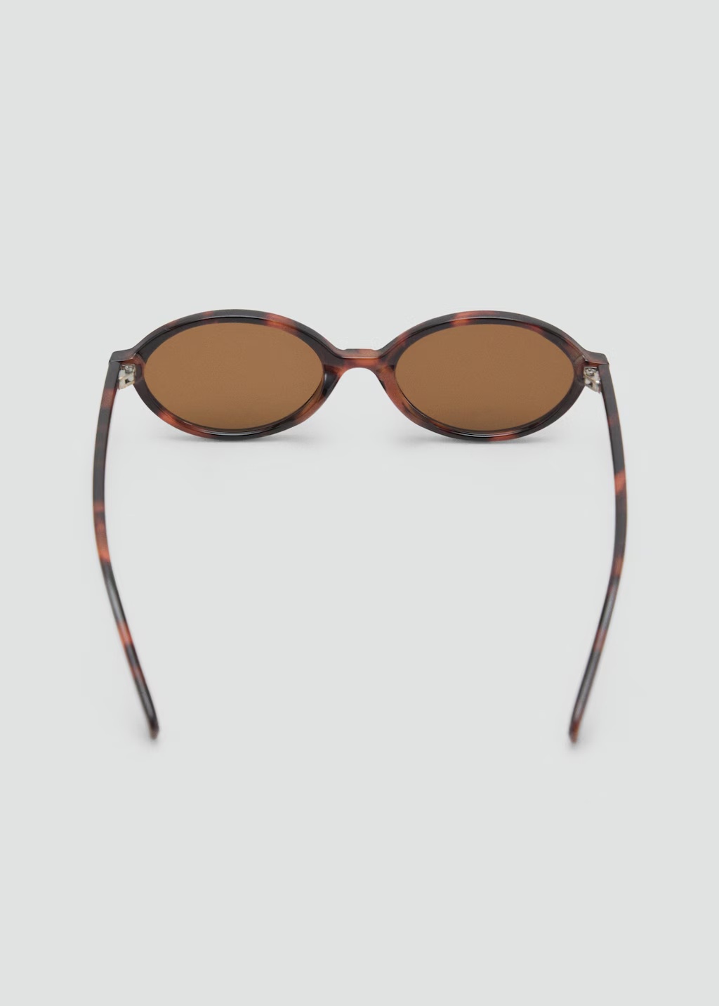 Thin-frame sunglasses 4 Thin-frame sunglasses