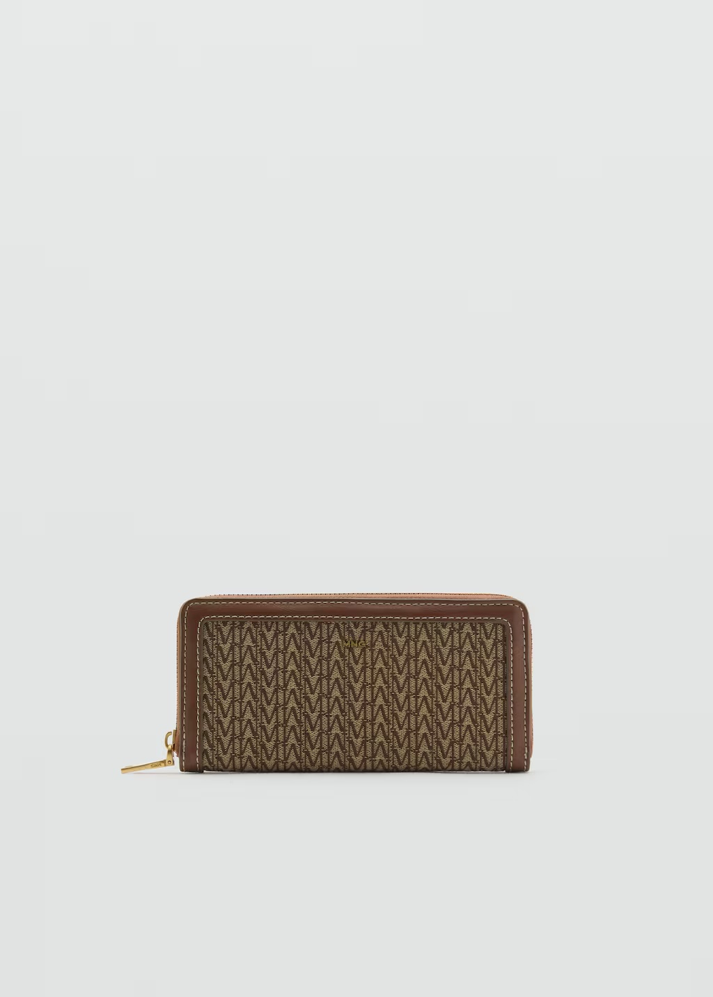 Wallet with zipper and logo