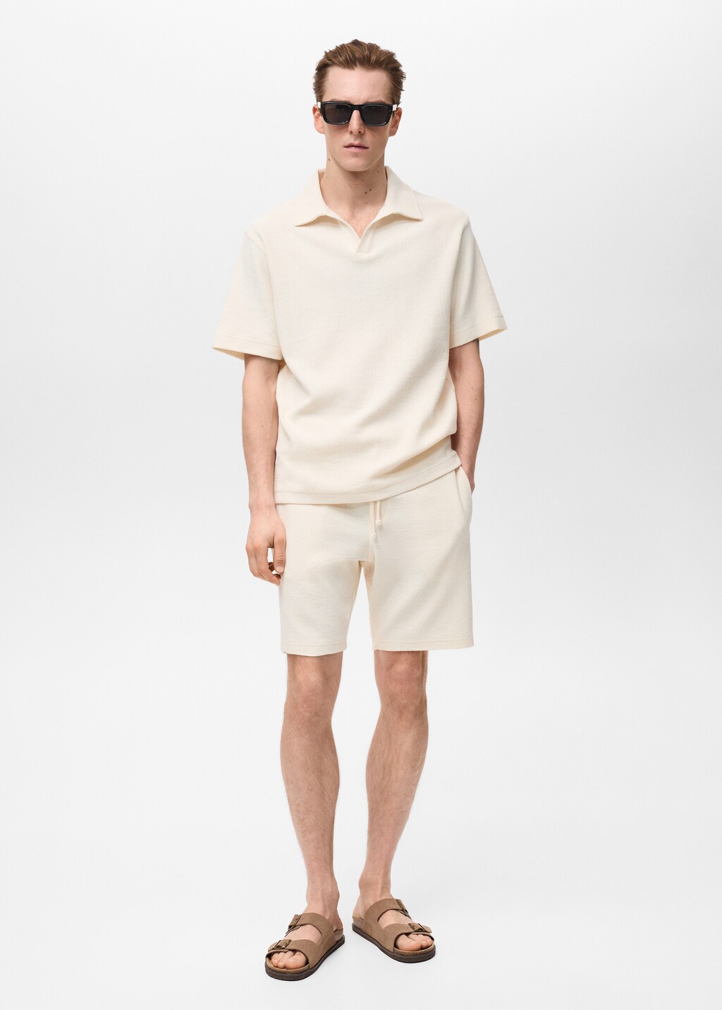 Regular-fit textured polo shirt 3 Regular-fit textured polo shirt