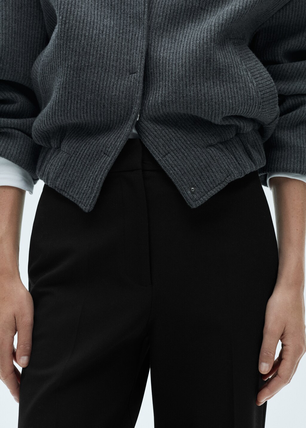 Flowy straight-fit pants 6 Flowy straight-fit pants