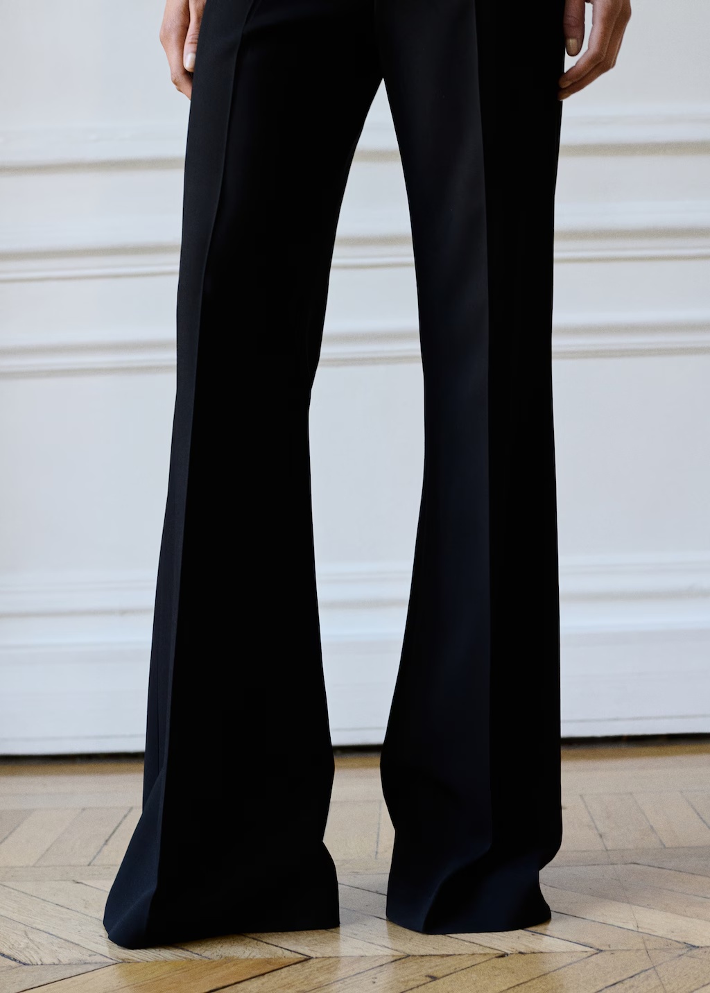 High-waist flared pants 4 High-waist flared pants